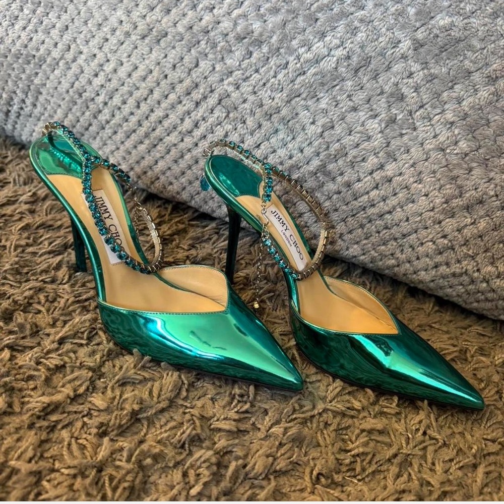 AUTHENTIC Like-New Jimmy Choo Patent Leather D'Orsay Pumps in Teal